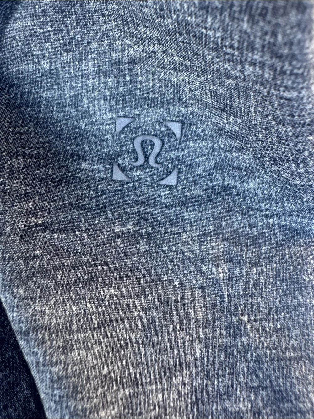 lululemon athletica Men’s Heather Gray Athletic Shorts Medium
